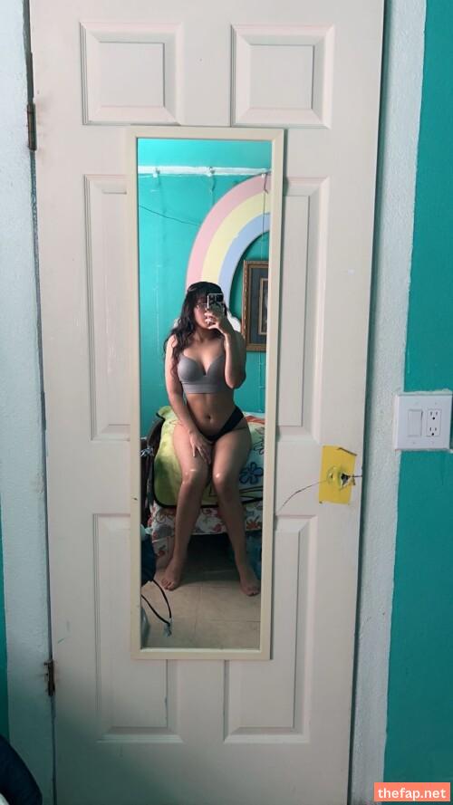 Mysterymistr3ssItz_v3ckyvicky_solo305